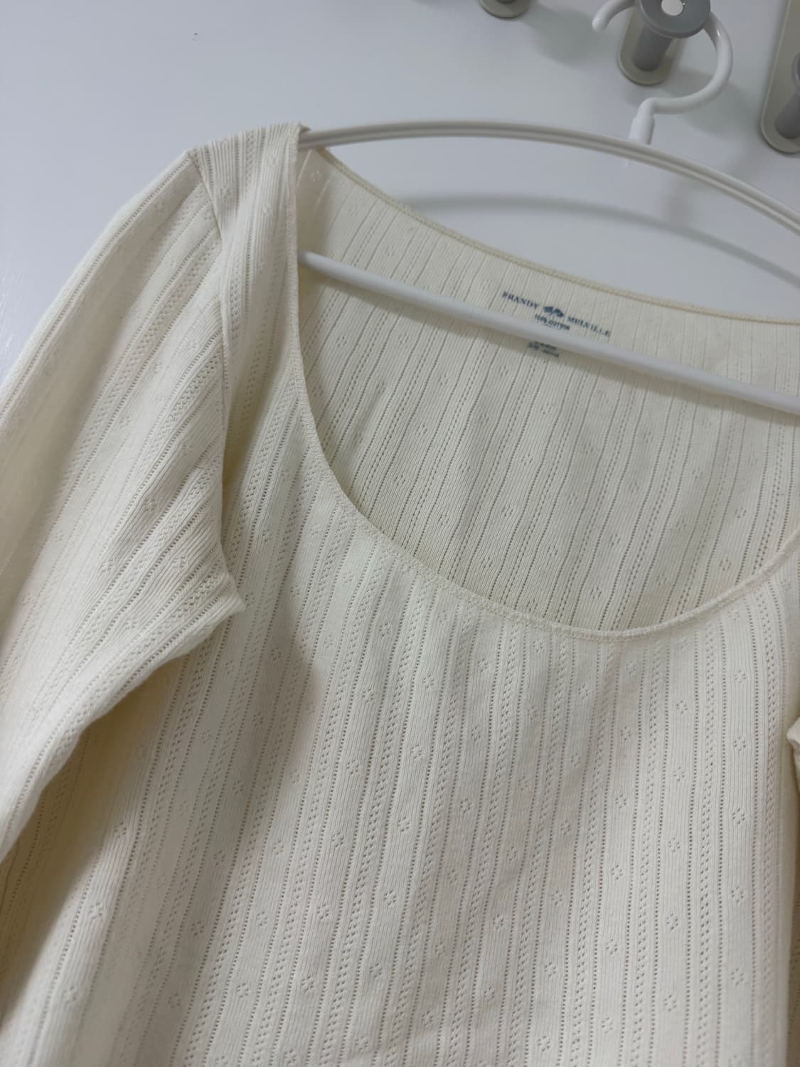 브랜디멜빌 리브드 아일렛 크롭 탑 상품이미지3