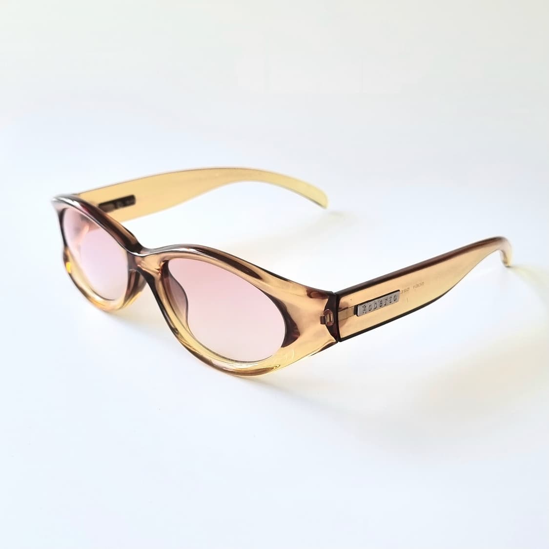 데드스탁 Y2K 바이브의 완성, 앰버 & 핑크 오벌 선글라스 상품이미지2