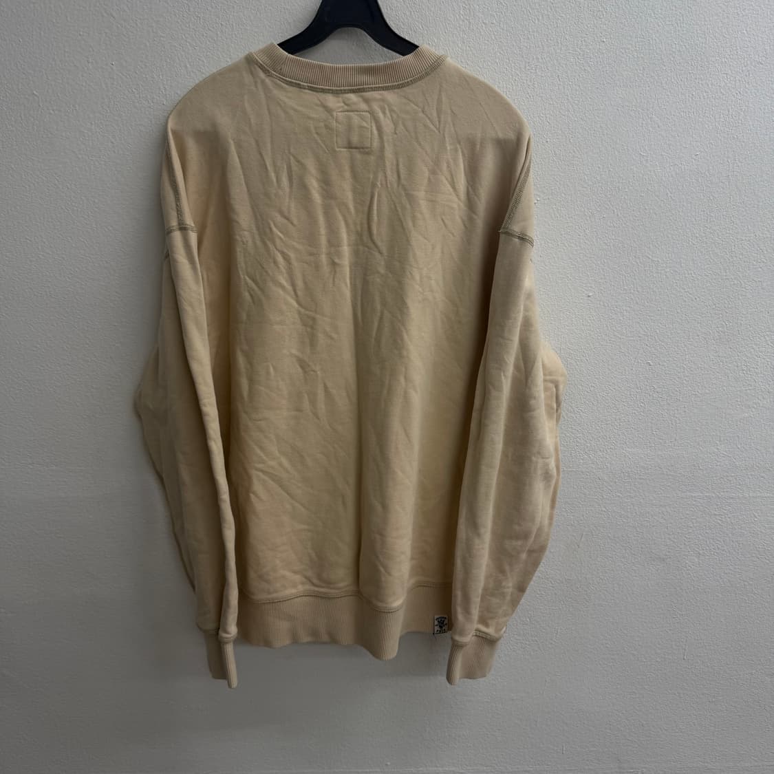 HAZZYS PHIZ 헤지스 베이지 플라잉독 맨투맨 M 상품이미지4