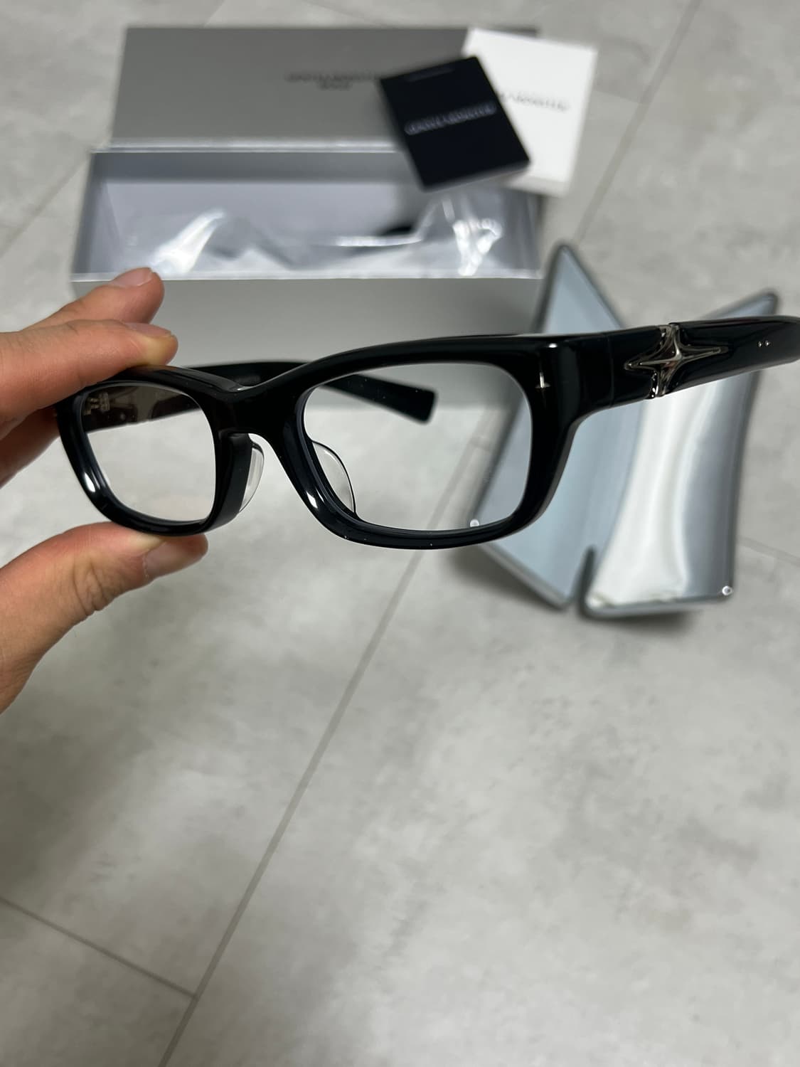 젠틀몬스터 칸트 상품이미지4