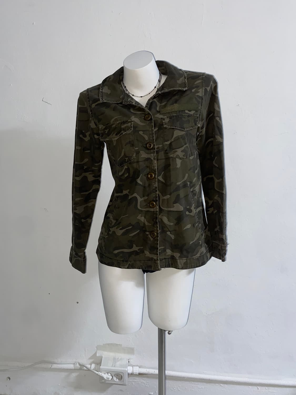 [GYLE] y2k 카모플라쥬 셔츠 자켓 상품이미지2