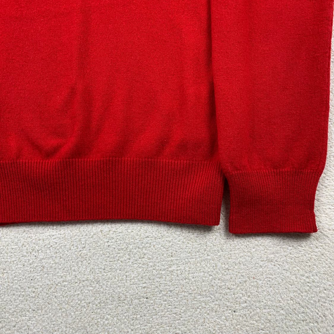 꼼데가르송 하트와펜 브이넥 니트 레드 상품이미지5