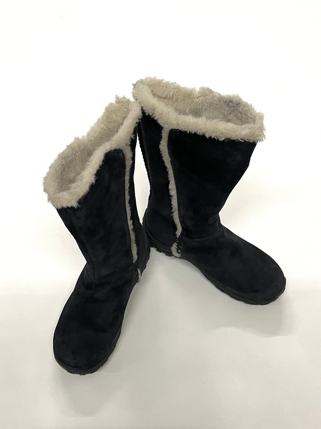 파타고니아 무스탕 퍼 시어링 루가노 부츠 상품이미지10