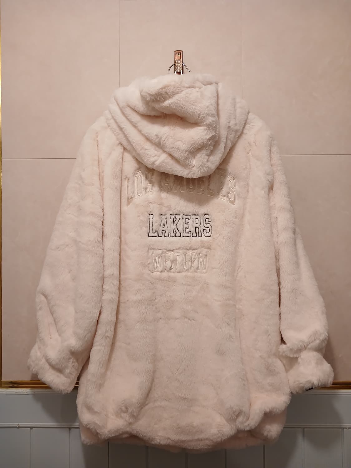 NBA 정품 여성 후드 퍼 자켓 S 사이즈 상품이미지10