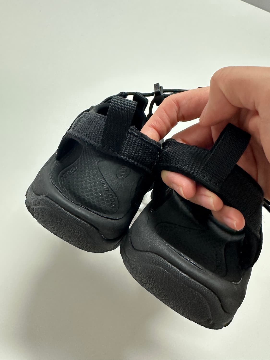 [킨] 뉴포트 여성  블랙  상품이미지3