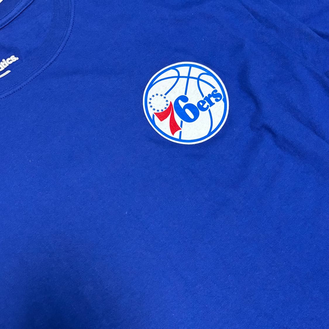 필라델피아 세븐티식서스(76ers) 파나틱스 그래픽 티셔츠 상품이미지3