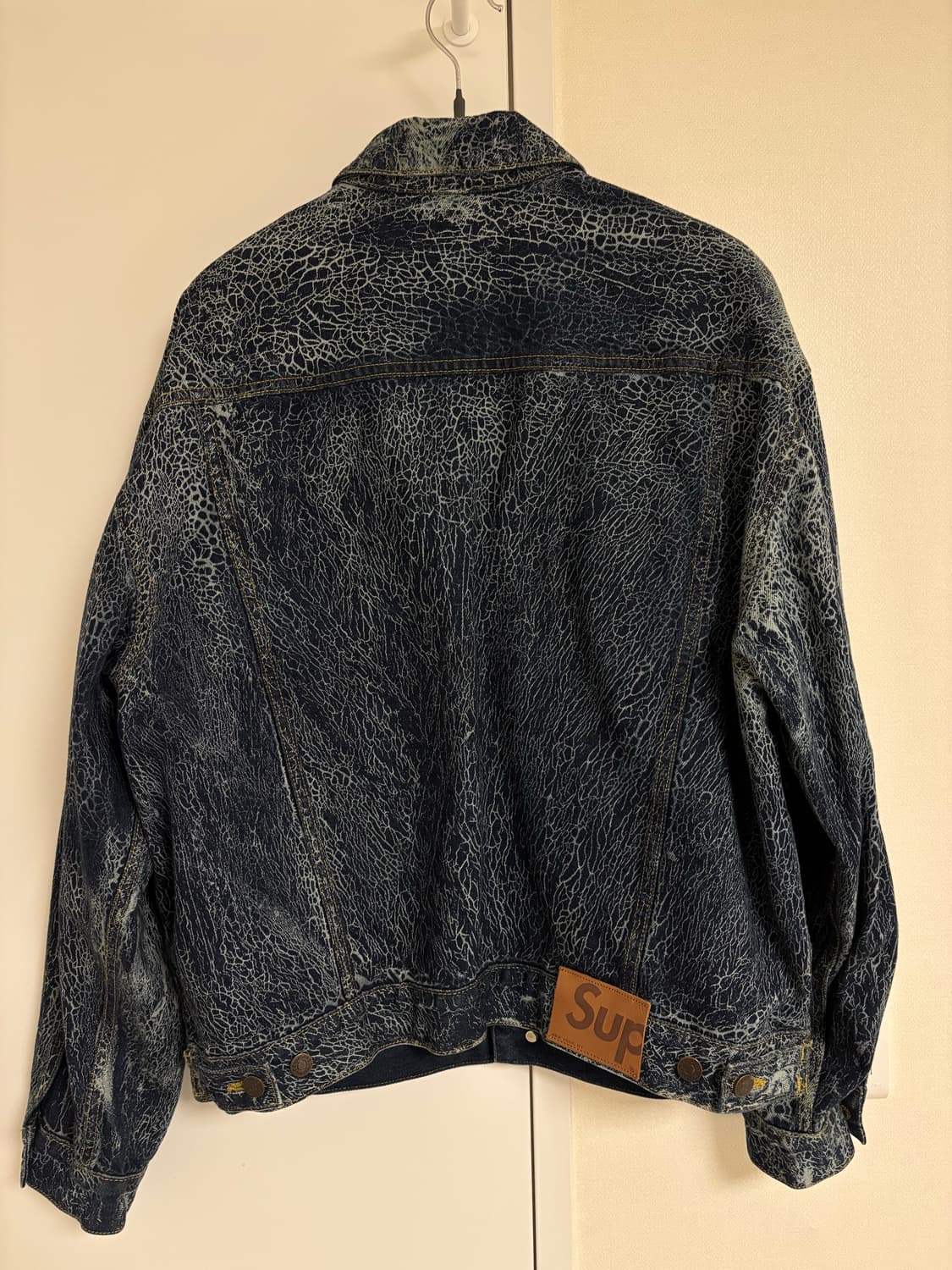 슈프림 23FW 크랙클 데님 셋업 (자켓,팬츠) 상품이미지5