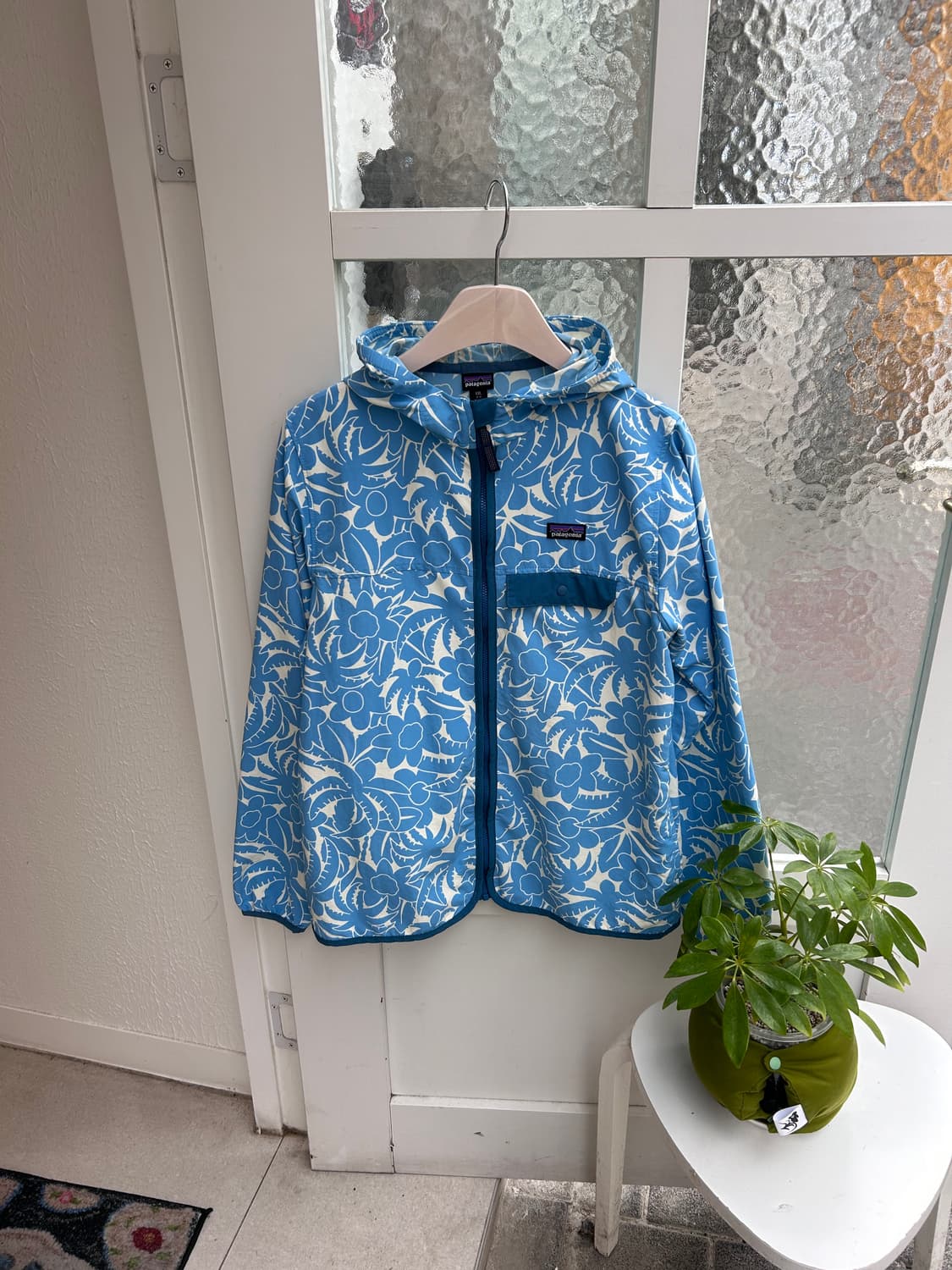 Patagonia pattern hood zip-up jacket 상품이미지4