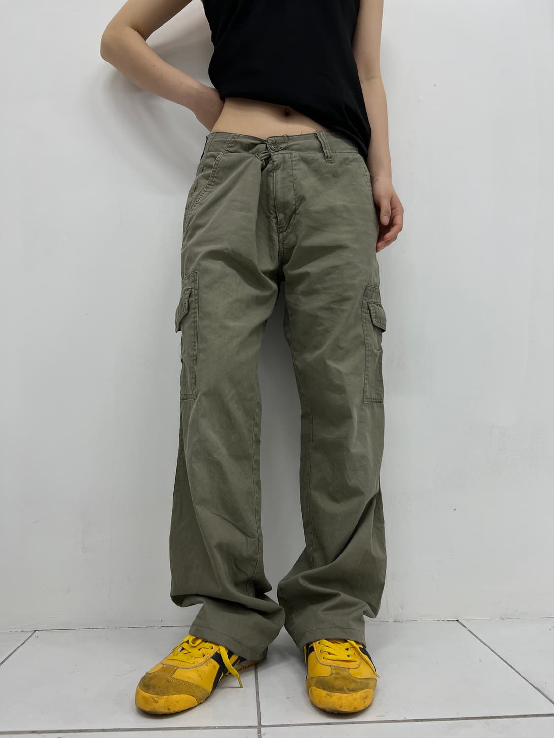 soft khaki cargo pants 상품이미지1