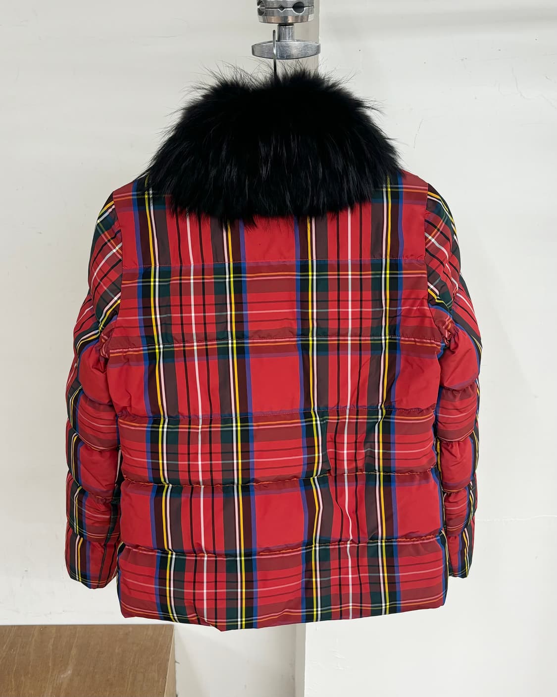 모스키노 레드 체크 패턴 푸퍼 재킷 상품이미지6