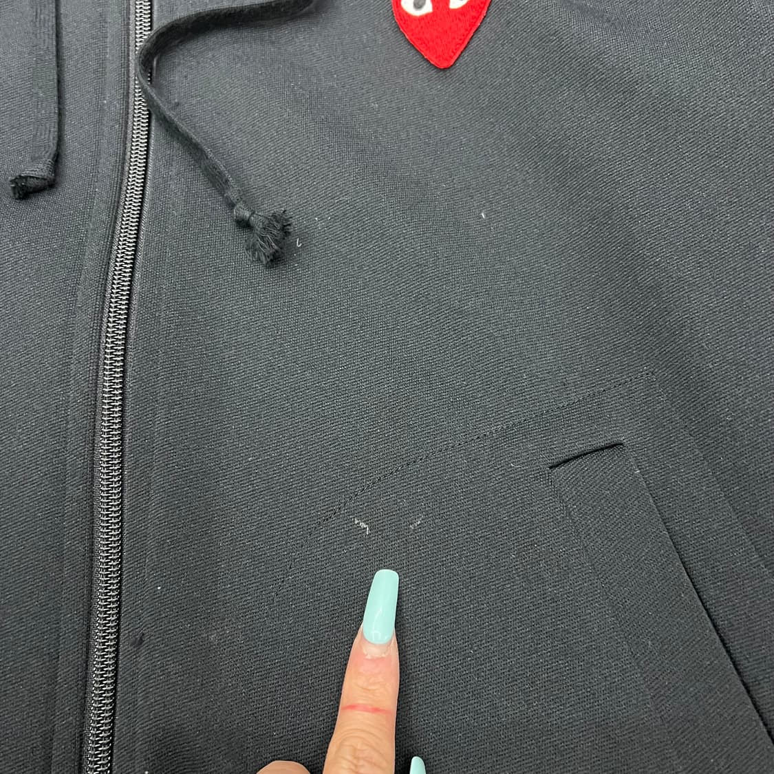꼼데가르송 블랙 후드집업 상품이미지3