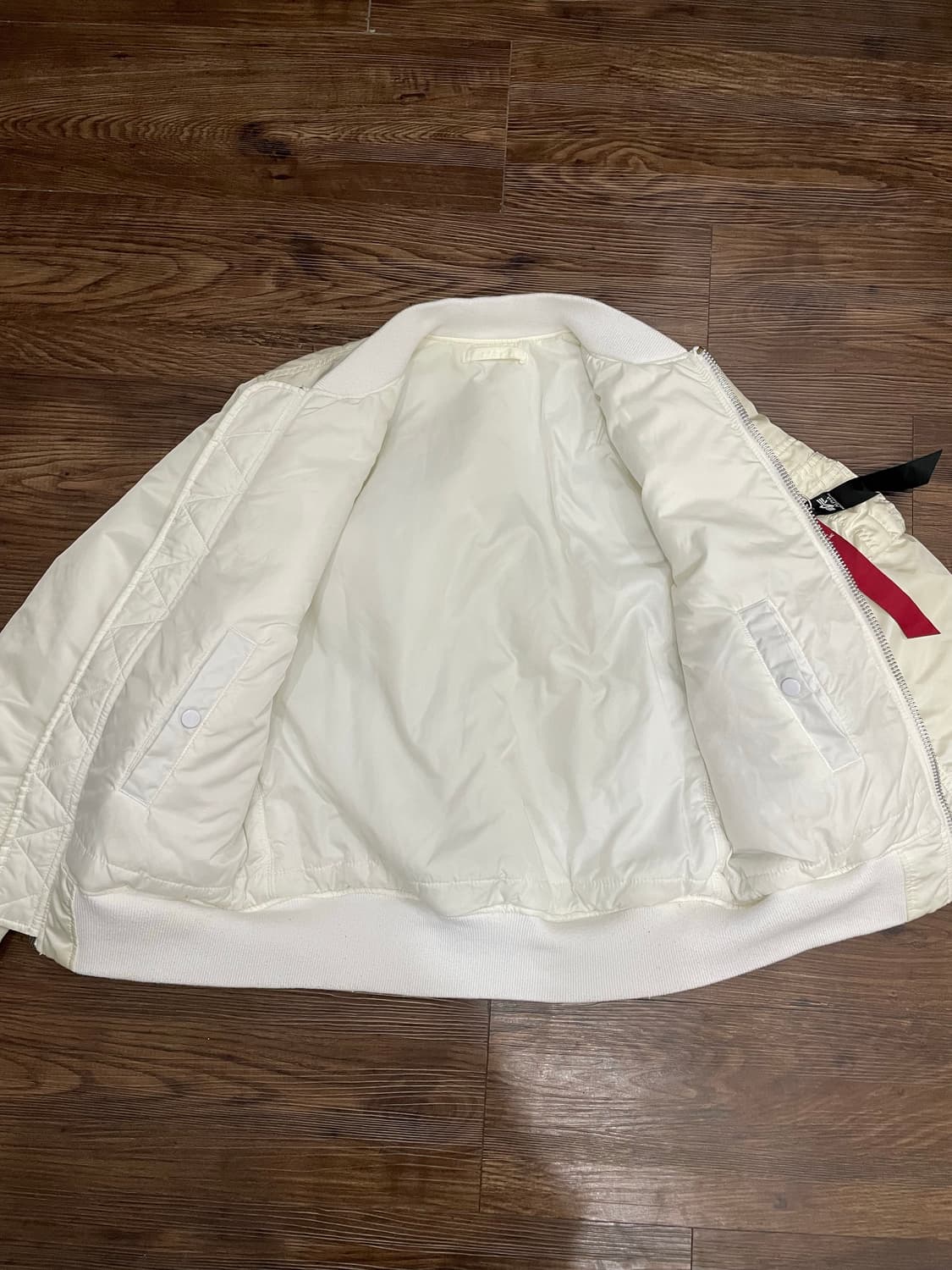 알파인더스트리 ma-1 플라이트 자켓 항공점퍼 상품이미지10