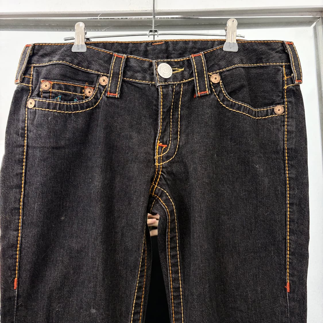 트루릴리전 흑청 부츠컷 데님 팬츠 상품이미지7