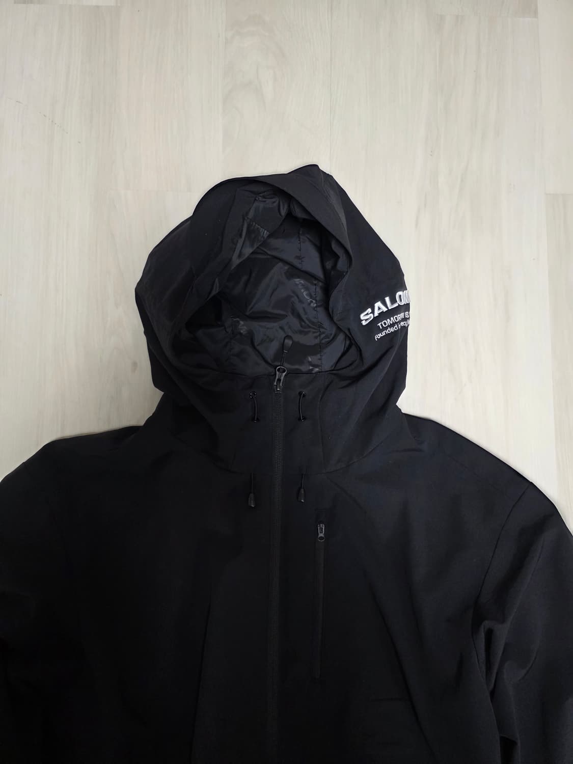 살로몬 바람막이 후디 상품이미지2