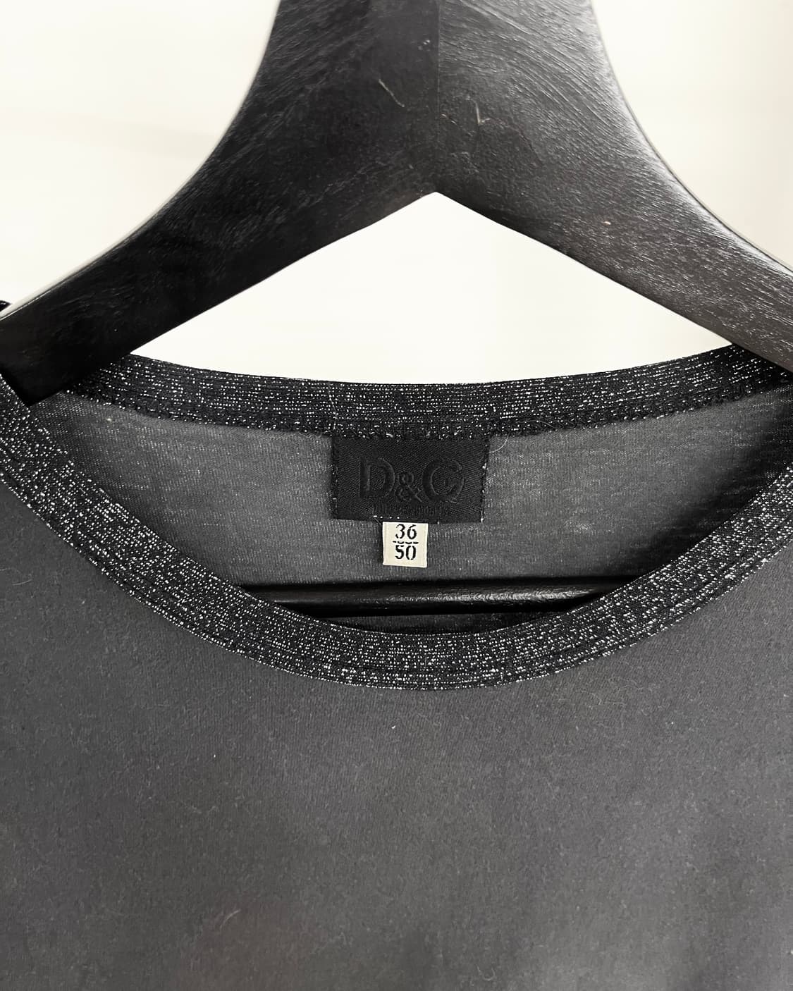 돌체앤가바나 블랙 글리터리 넥라인 롱슬리브 상품이미지7