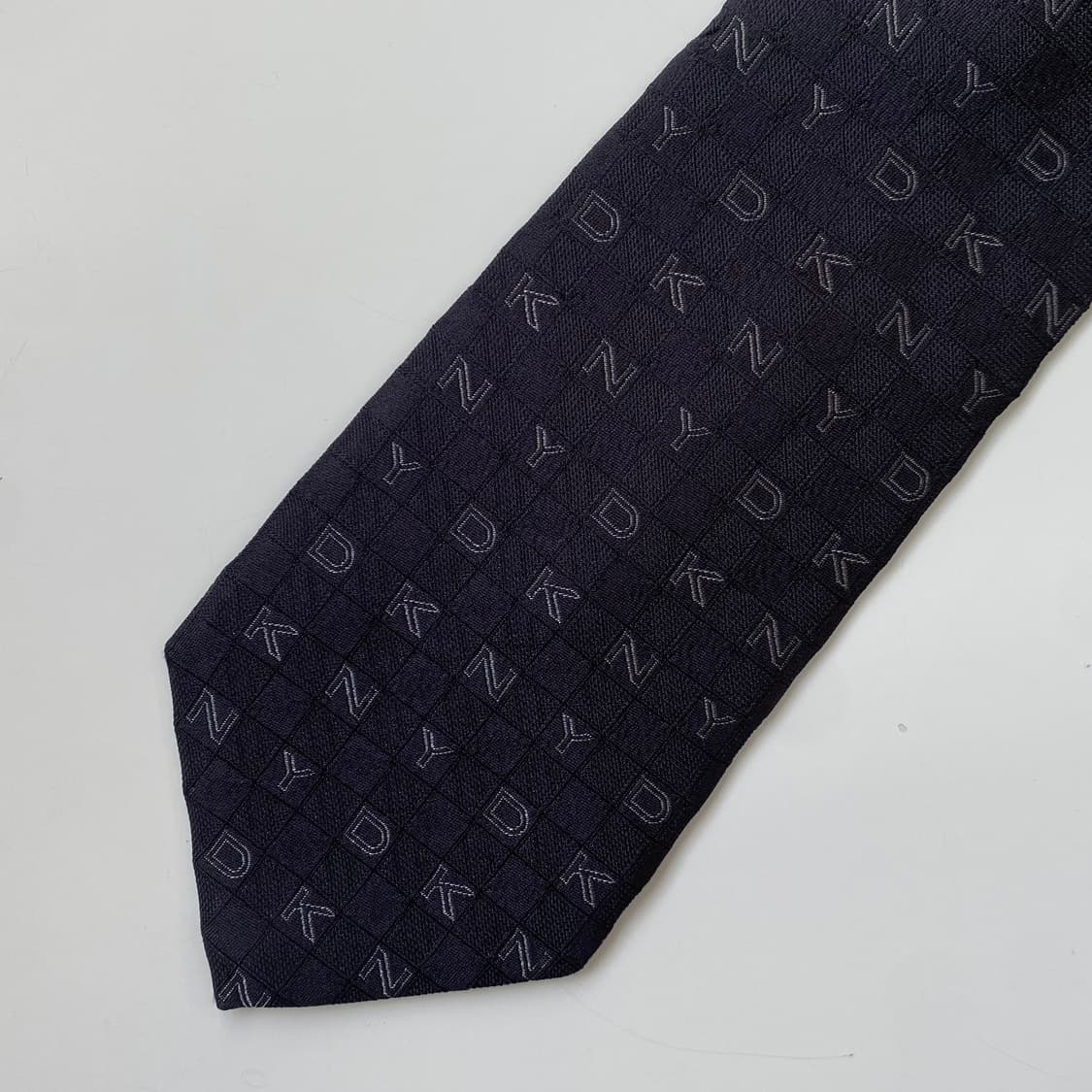 DKNY 명품 정품 블랙 넥타이 상품이미지7