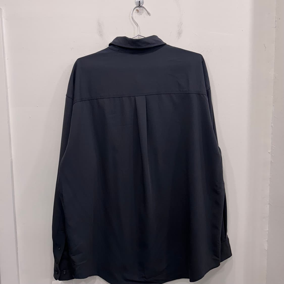 에잇세컨즈 스판 코튼 포켓 오버핏 셔츠 상품이미지5