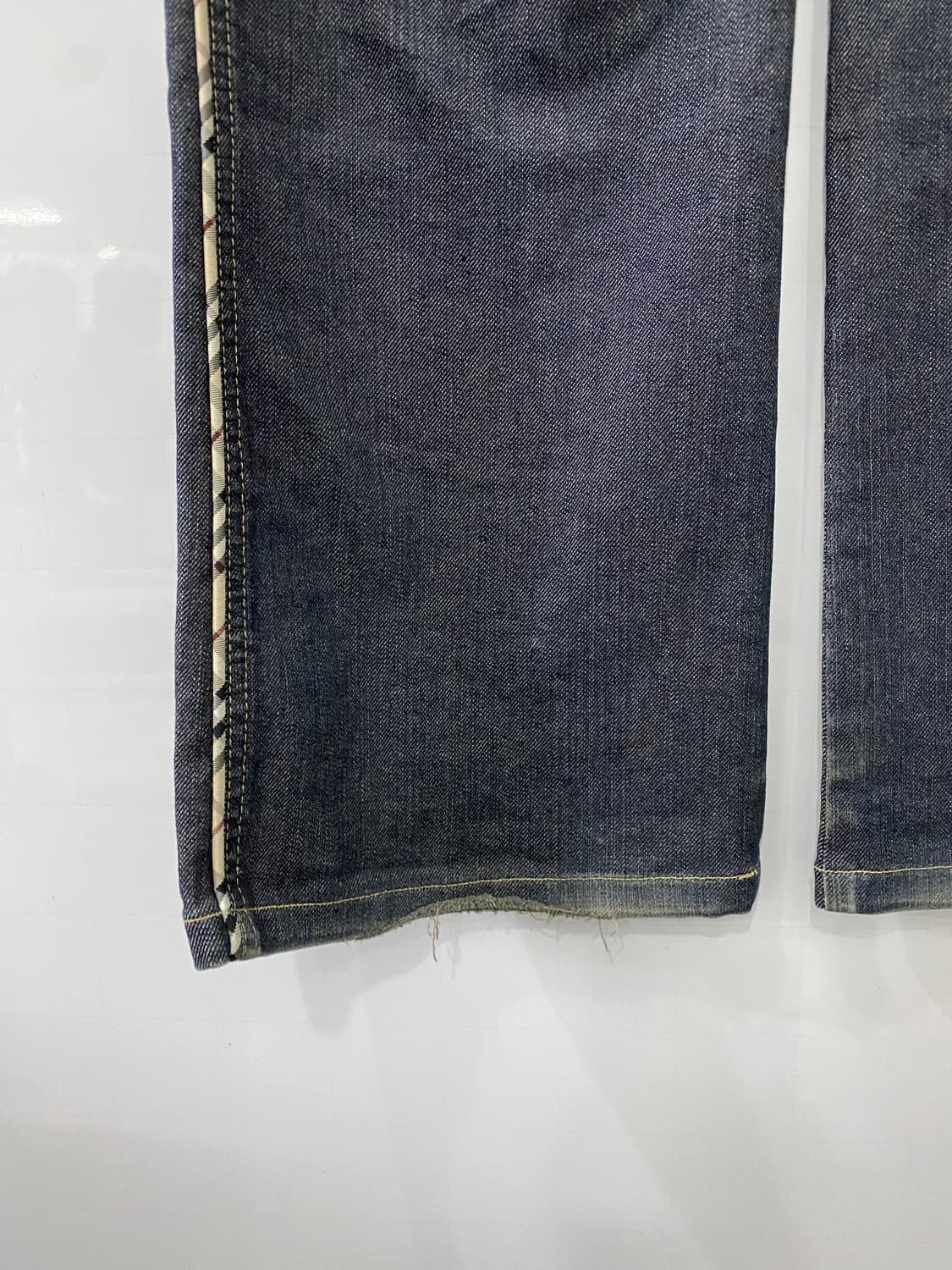 버버리 패턴 데님팬츠(8) 상품이미지4