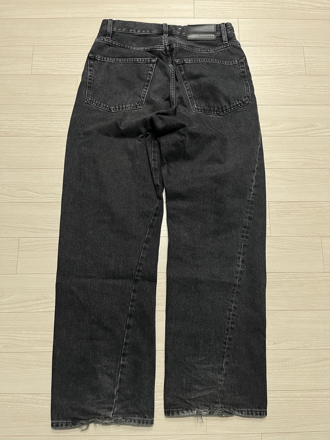 썬플라워 와이드 트위스티드 데님 흑청 30/32 상품이미지2