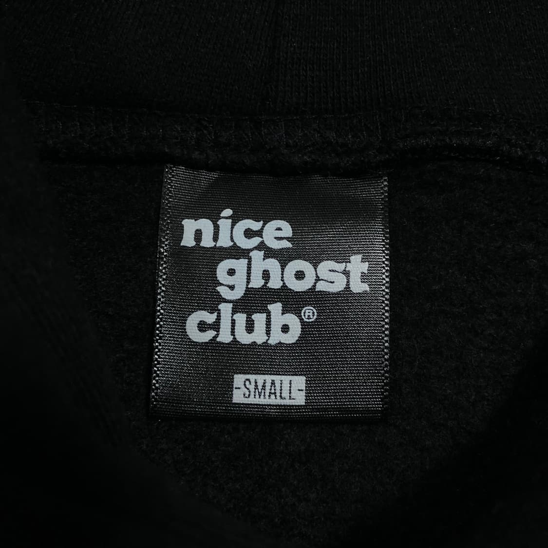 나이스 고스트 클럽 프린팅 빅로고 블랙 후드티 상품이미지3
