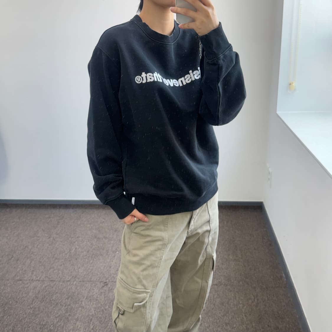 Thisisneverthat 디스이즈네버댓 스펠아웃 블랙 맨투맨 상품이미지2