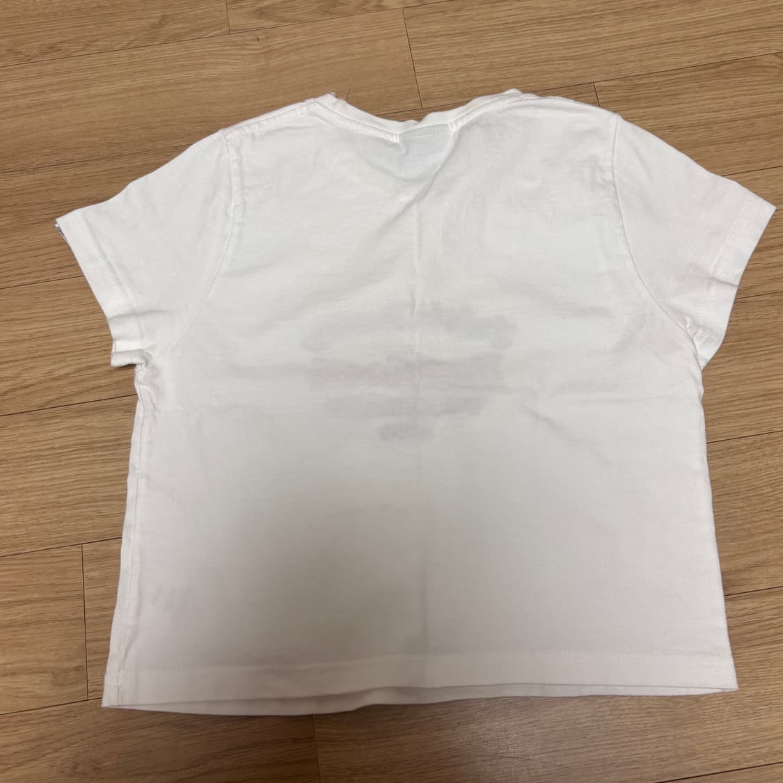 배드블러드 로고 크롭 반팔 티셔츠 화이트 상품이미지3