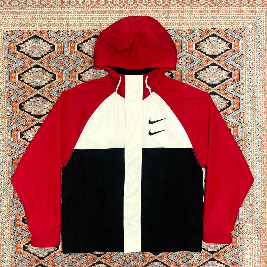 나이키 스우시 레드 배색 윈드브레이커 남성M 상품이미지1