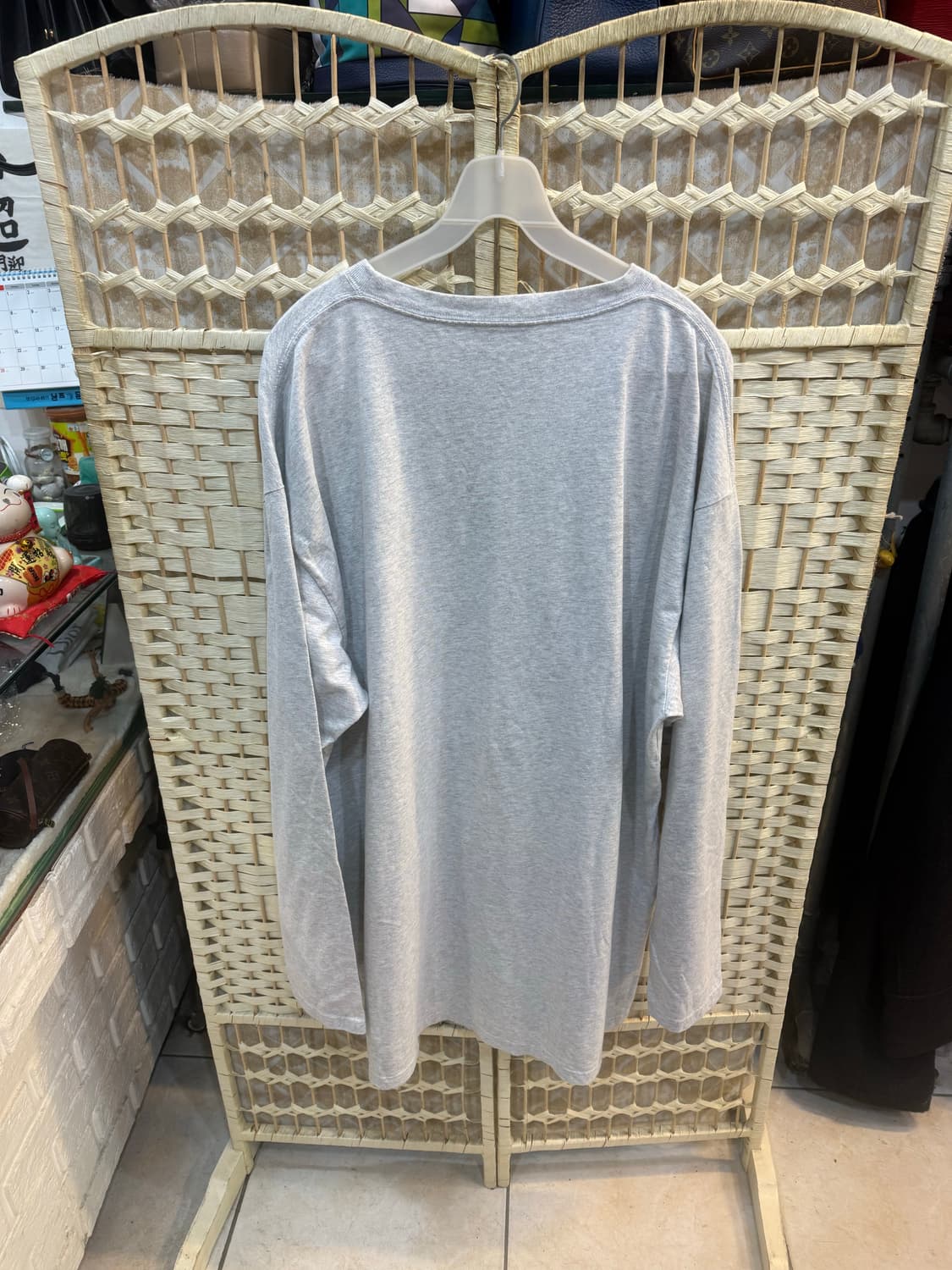 105/22ss 정품 발렌시아가 롱 슬리브 맨투맨 팝니다 상품이미지6