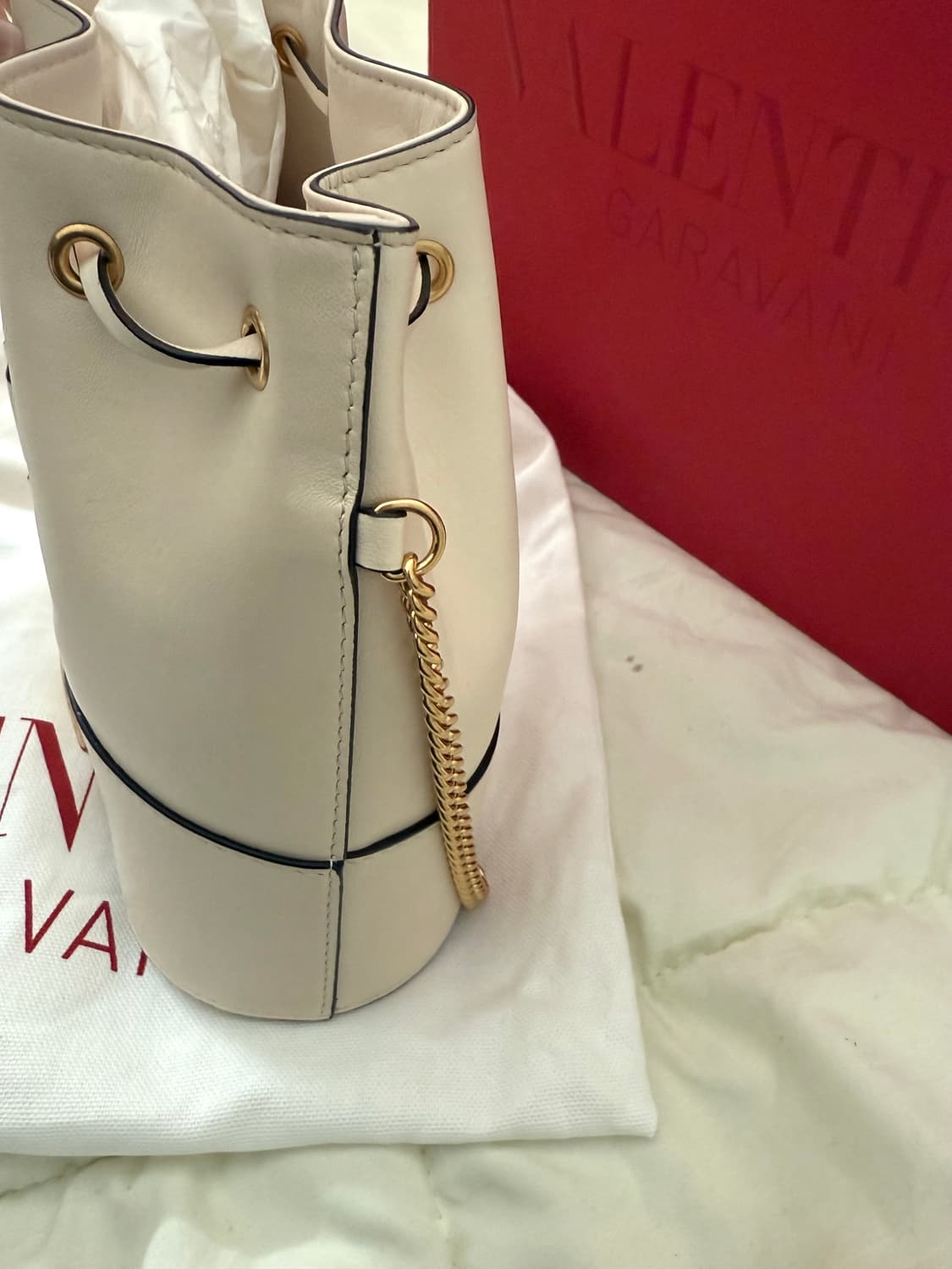 정품 발렌티노 아이보리 버킷백 상품이미지2