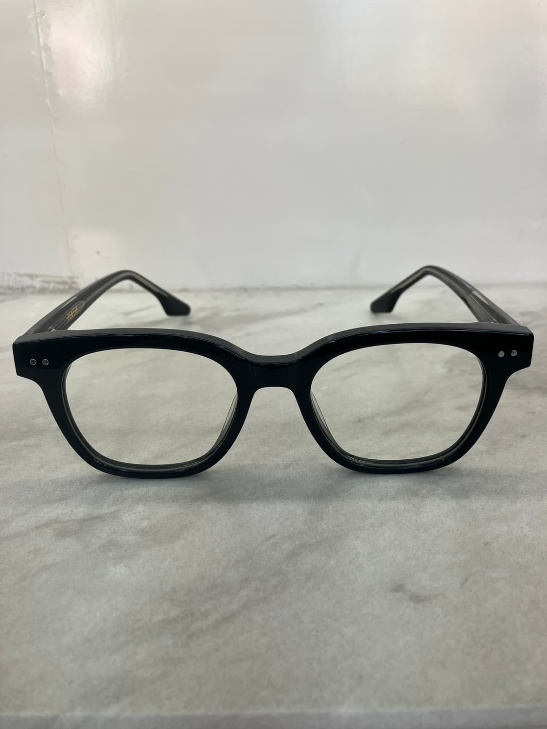 하츠 Hatz 블랙 웰링턴 메탈렉 뿔테 안경 상품이미지5