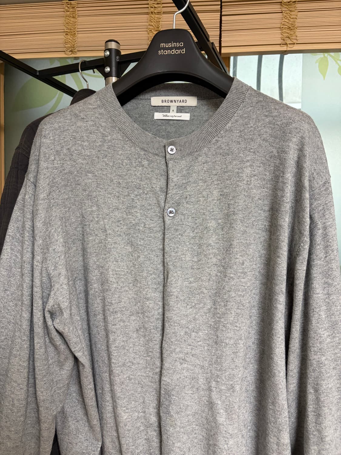 6)브라운야드 코튼 캐시미어 라운드넥가디건 그레이 상품이미지1