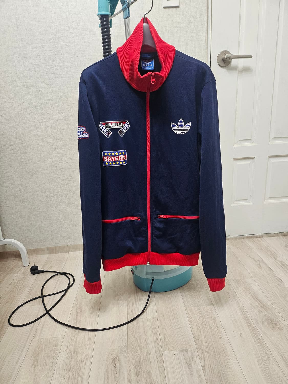 (105)☆초희귀☆아디다스 파이어버드 바이에른뮌헨[네이비]빅로고트랙탑져지 상품이미지1