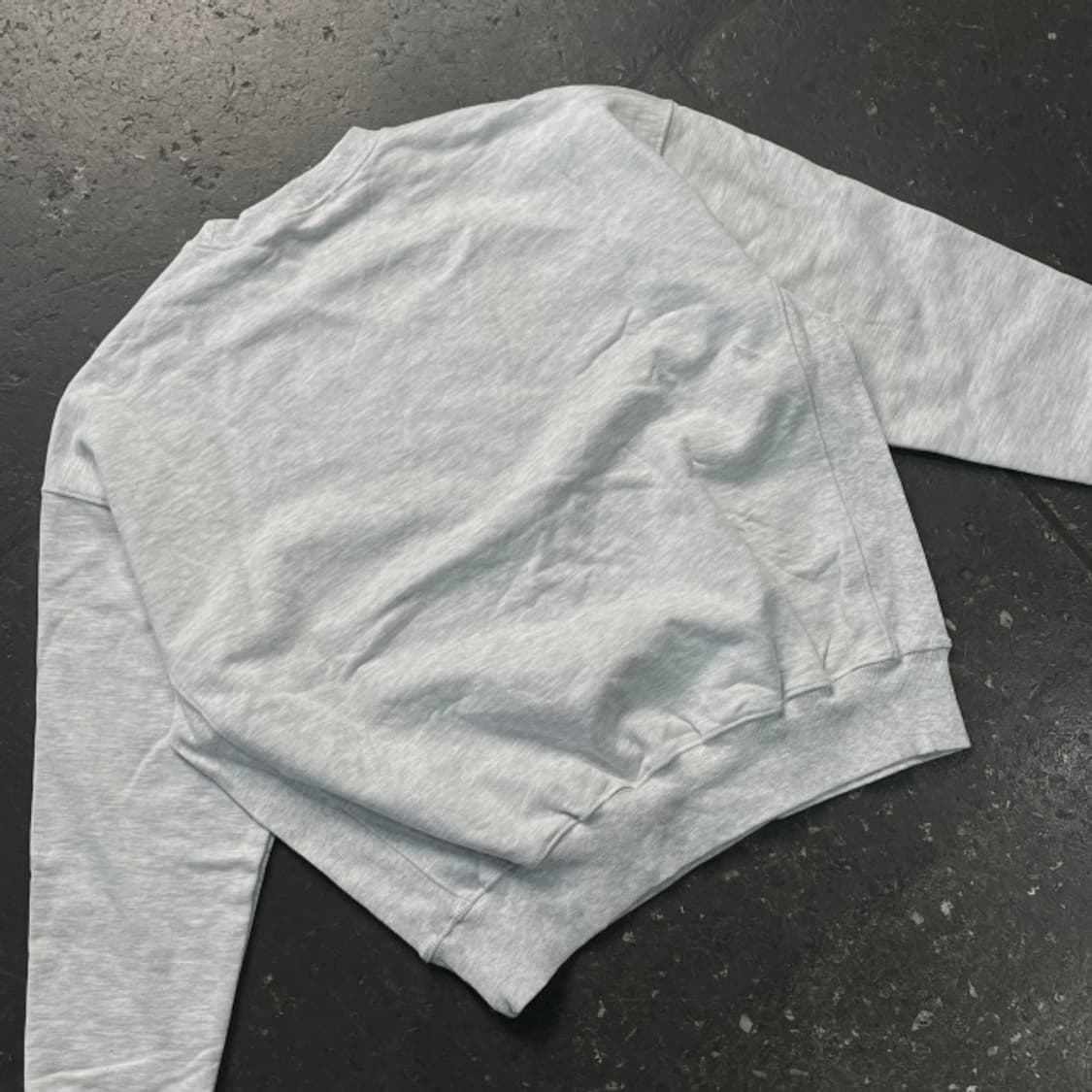 100 마르디 맨투맨 상품이미지5