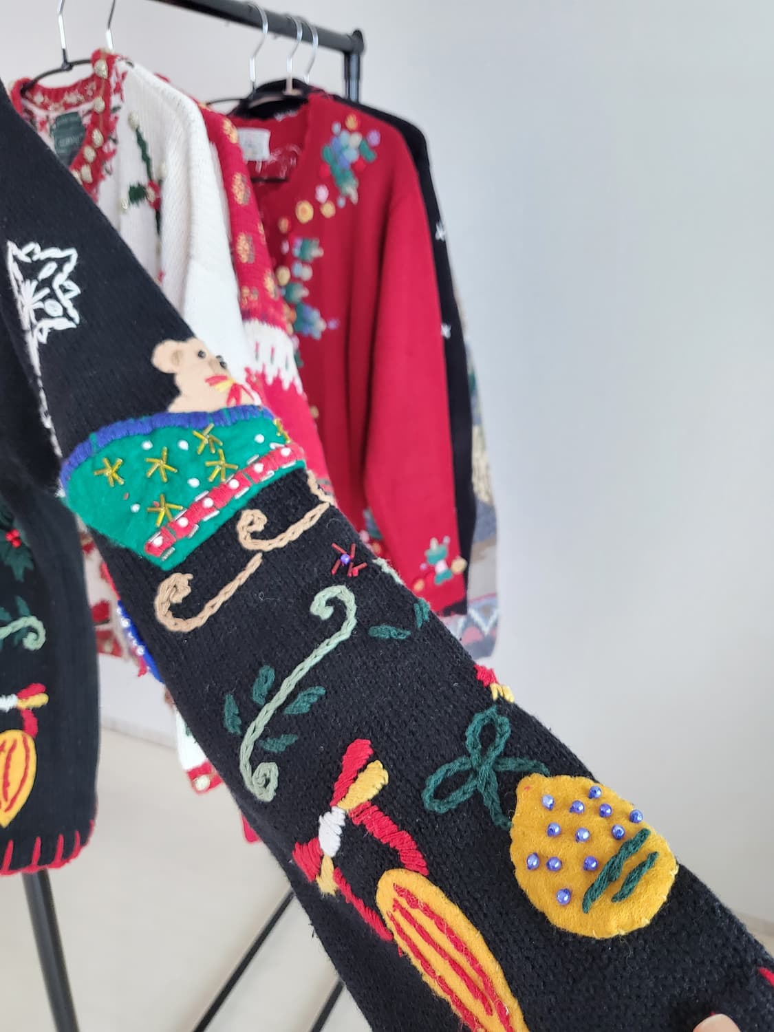 눈사과 썰매 곰돌이 블랙 크리스마스 가디건 ☃️ 상품이미지3