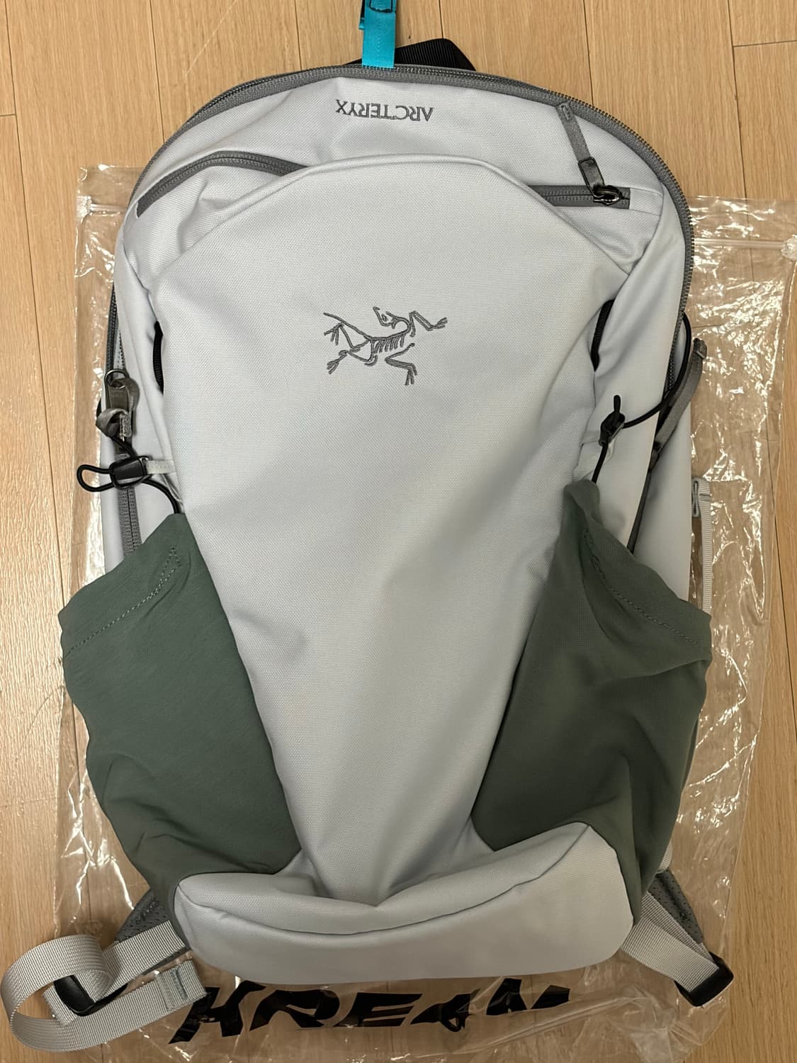 아크테릭스 맨티스 16 백팩 솔리튜드 보이드 상품이미지1