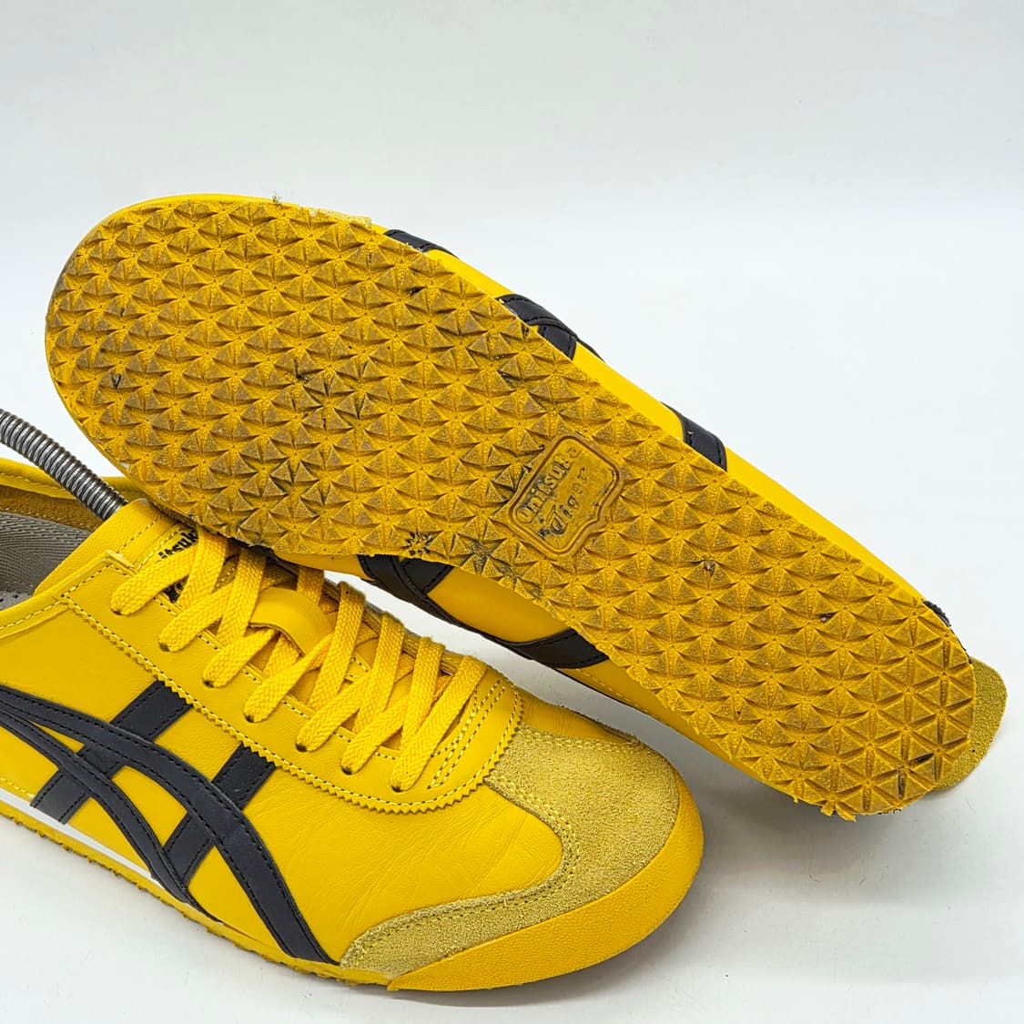 오니츠카 타이거 멕시코 66 옐로우 블랙 (28.25) 상품이미지3