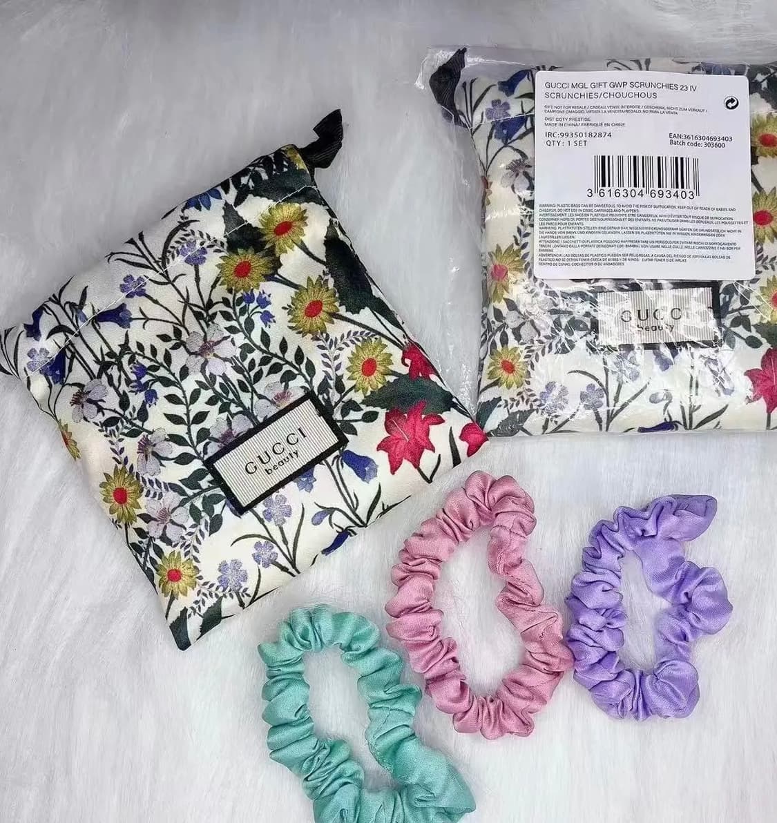 구찌 뷰티 스크런치 3종 + 파우치 세트 상품이미지1