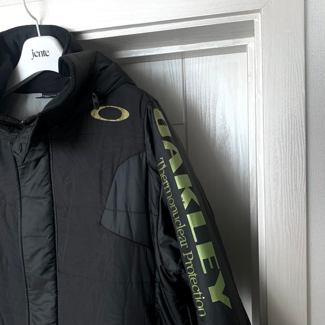 오클리 재팬 롱패딩 블랙 상품이미지2