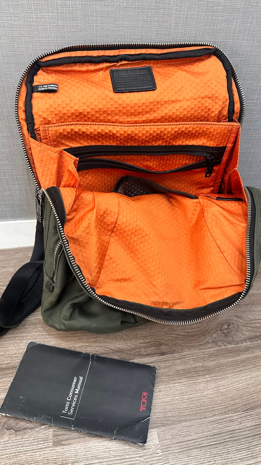 투미 백팩 올리브 상품이미지4