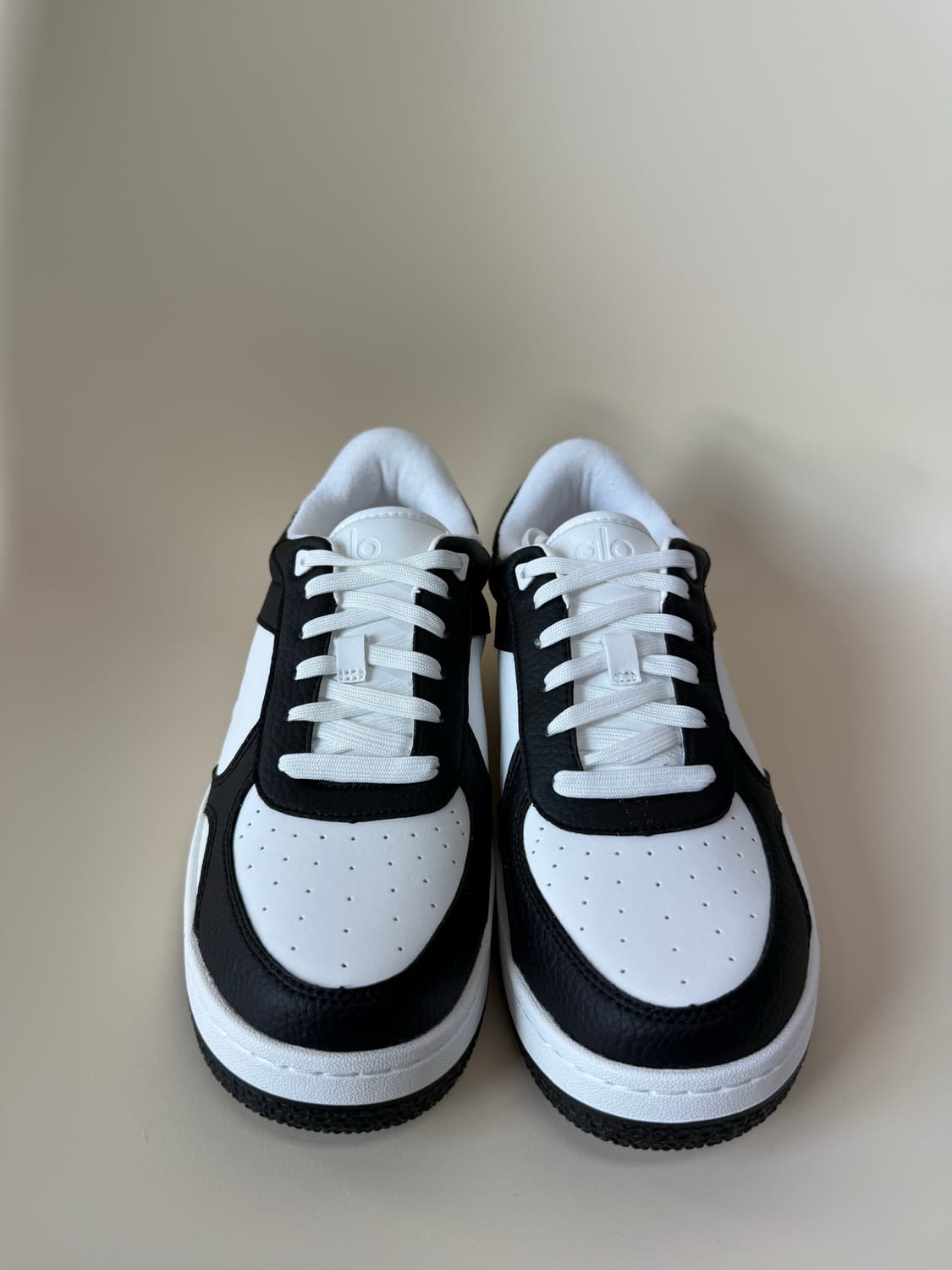 알로 요가 에어포스 스니커즈 검흰 상품이미지3