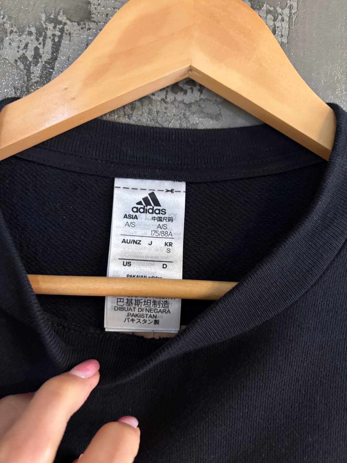 아디다스 블랙 맨투맨 S 상품이미지4