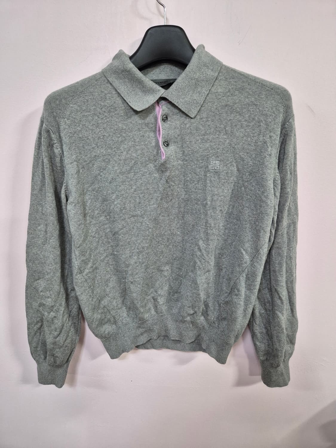 지방시 그레이 니트 폴로 셔츠 상품이미지2