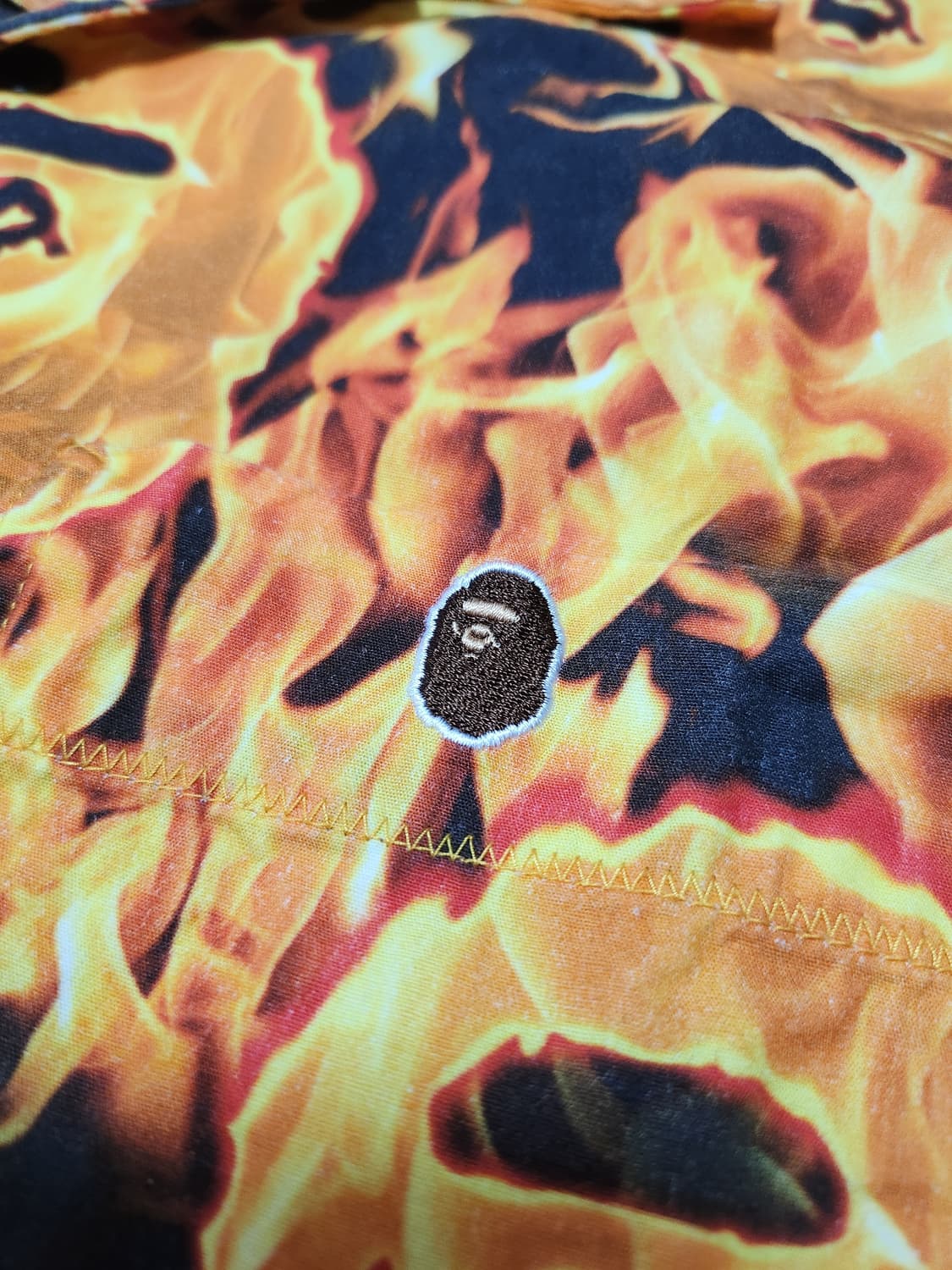 베이프 플레임 셔츠 상품이미지6