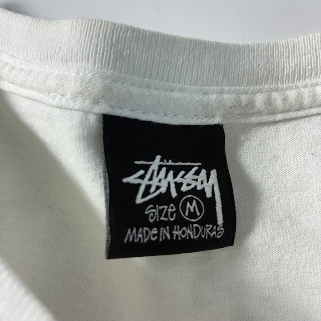 Stussy  스투시 레이디버그 화이트 반팔 티셔츠  상품이미지4