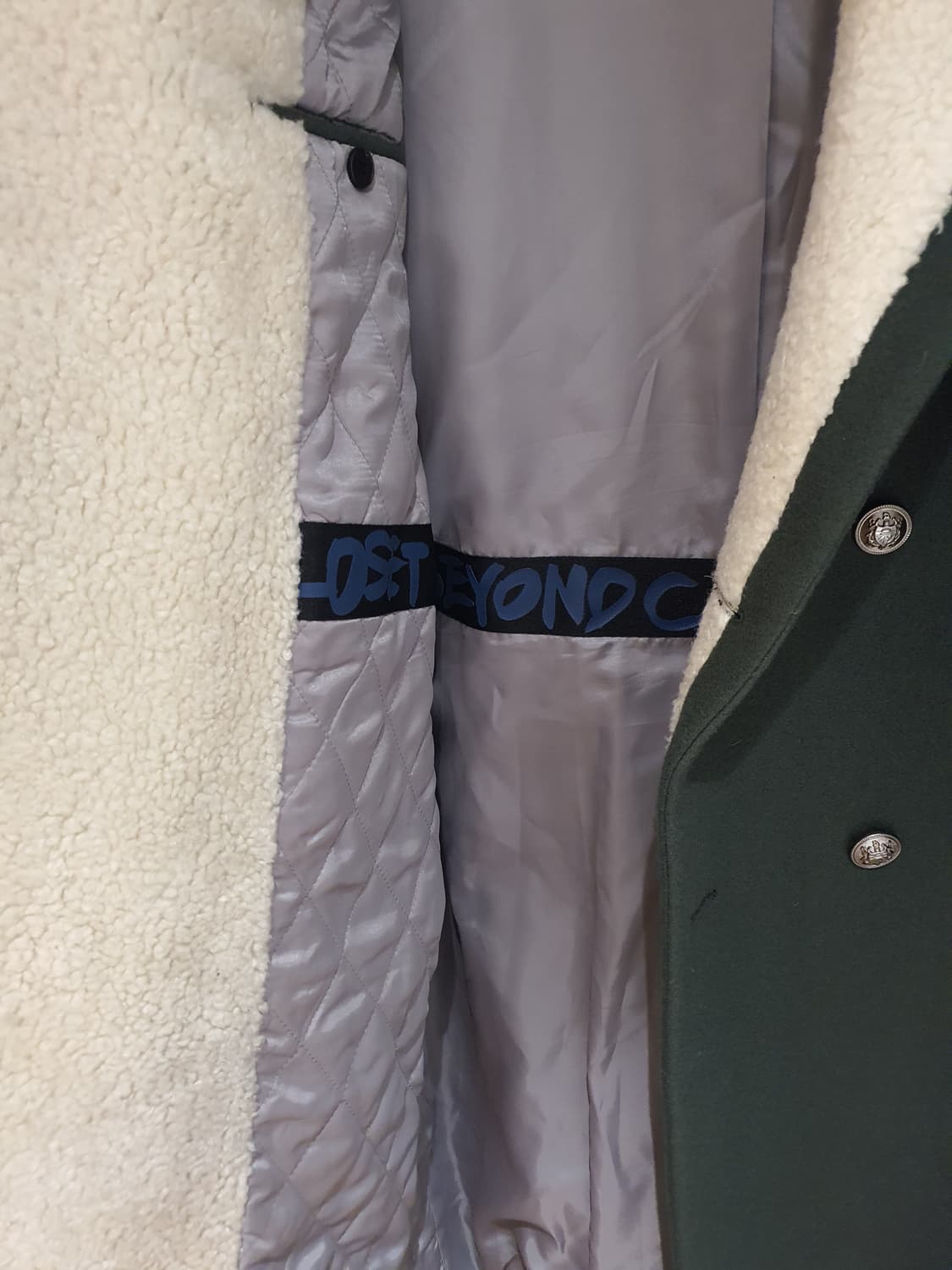 TNGT x 비욘드클로젯 남성 더블 코트 판매합니다! 상품이미지2