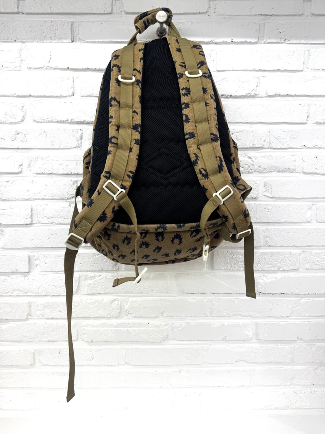 아디다스 오리지널스 브라운 패턴 백팩 상품이미지5