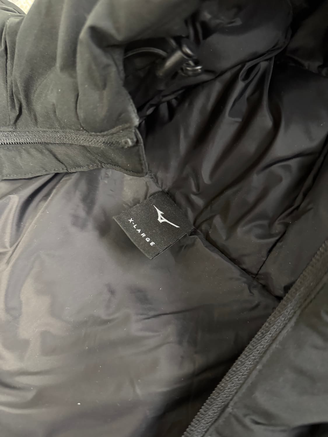 미즈노 패딩 블랙 판매합니다. (XL) 상품이미지3