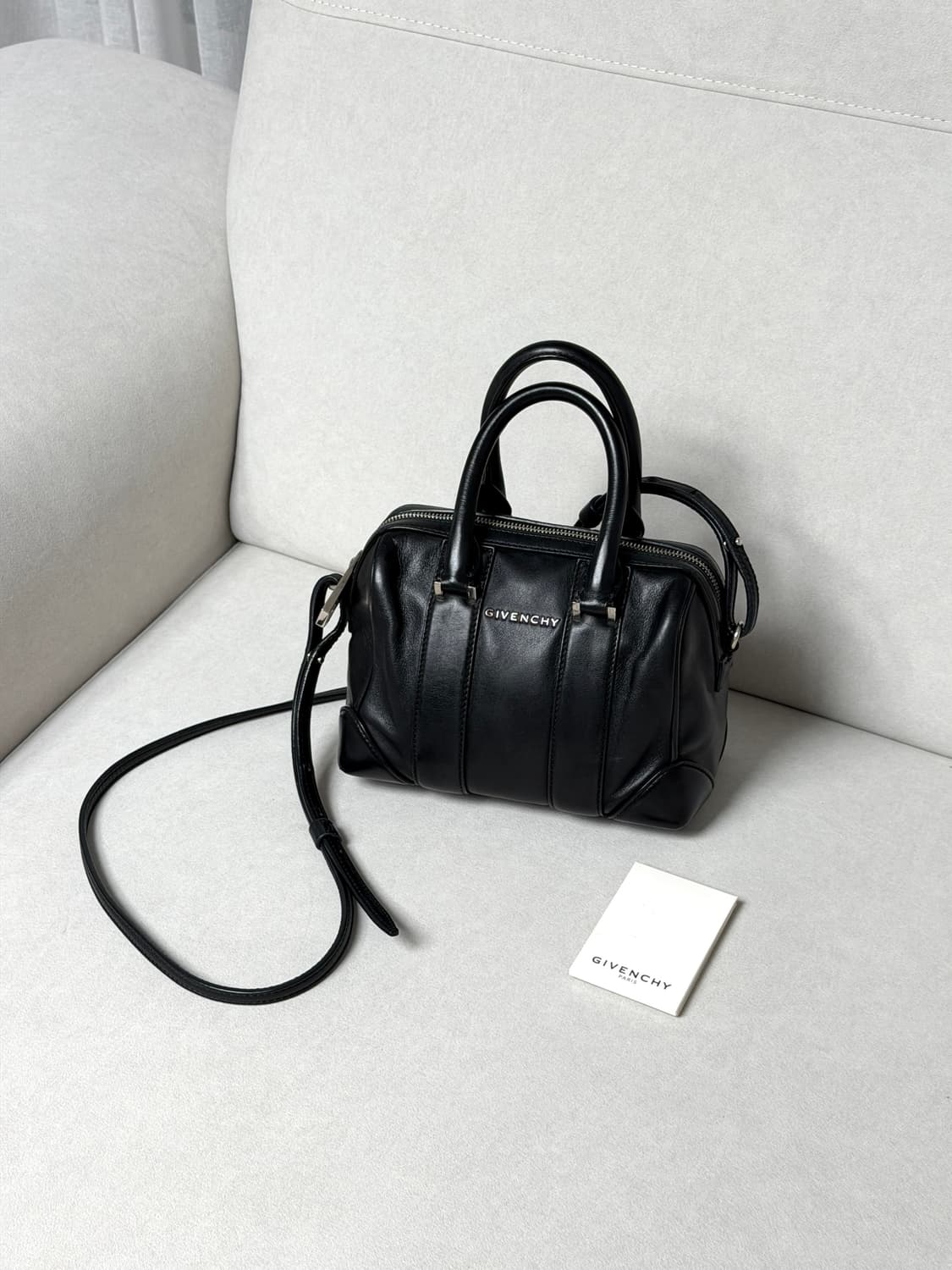 지방시 루크레치아 미니 2WAY 백 상품이미지1