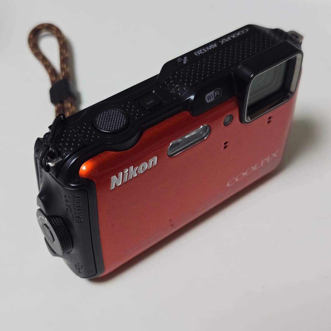 니콘 AW120 방수 카메라 판매합니다 상품이미지3