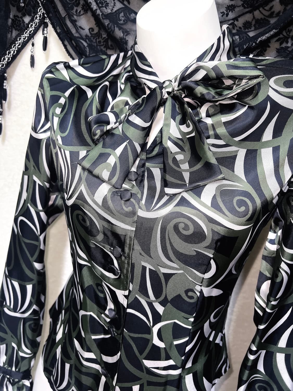 오네갸루 로맨틱고딕 고스펑크 기하학 패턴 새틴 블라우스 셔츠 오리엔탈 상품이미지6